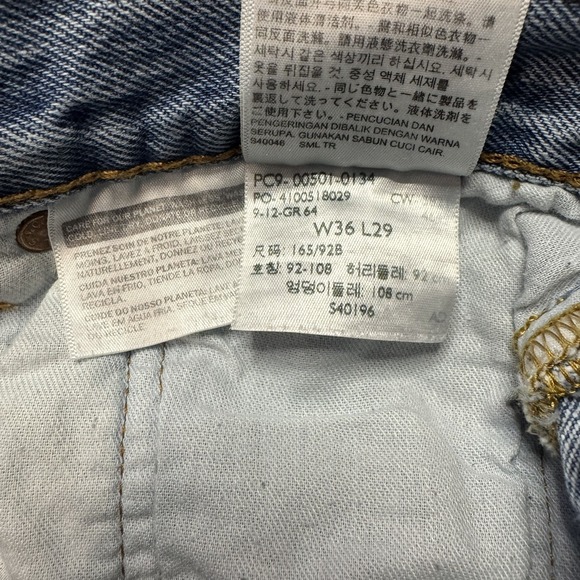 Levi's 501 Jeans Mens 36x29 Faded Light Wash Blue Straight Leg Button Fly Denim - Picture 8 of 12